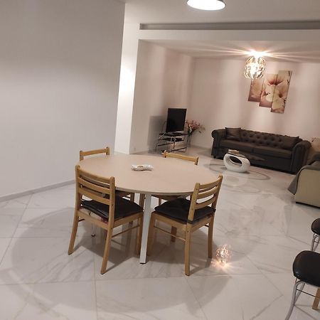 Tres Bel Appartement Avec Grand Jardin, Proche De Paris Vitry-sur-Seine Exterior foto